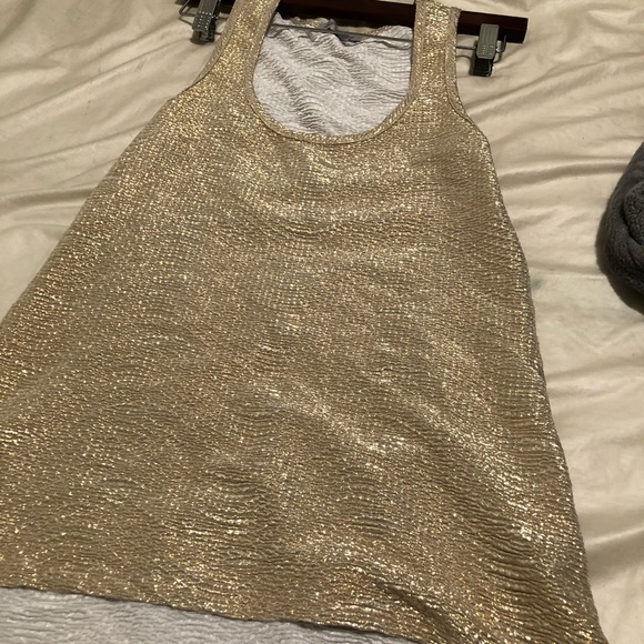 Top - Picture 3 of 5